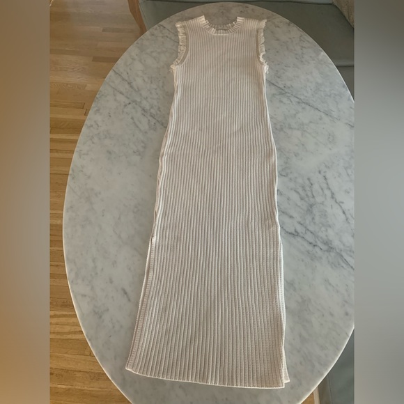 Joie cream knit ribbed maxi dress with side slits and frayed sleeve edge size XL - Picture 7 of 11